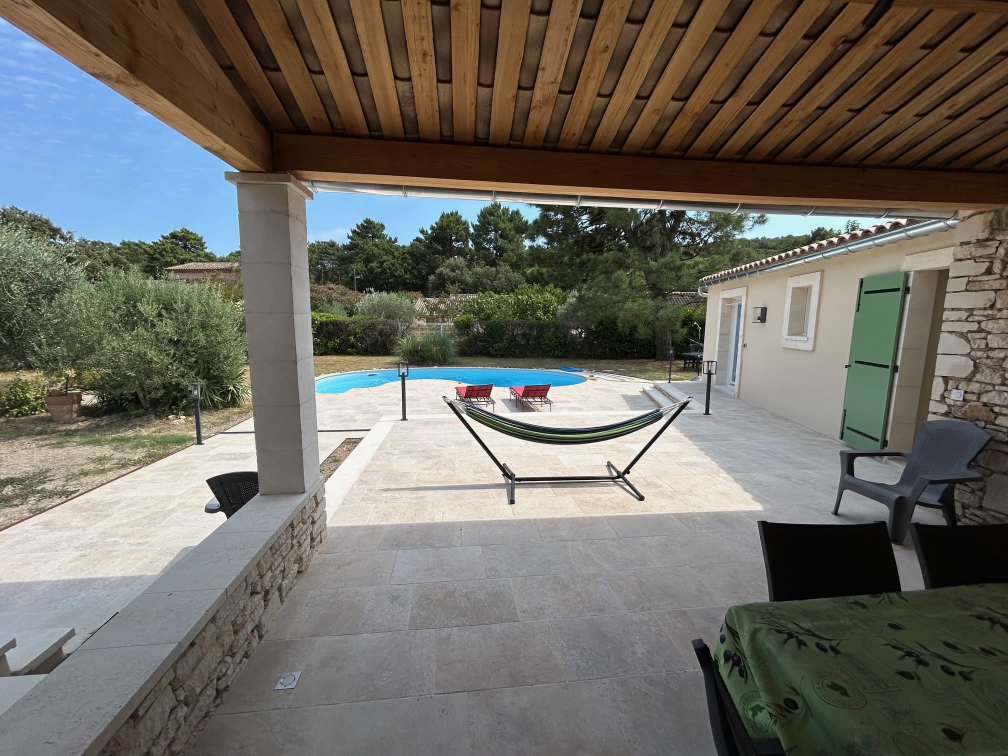 Charpente neuve Douglas et toiture traditionnelle